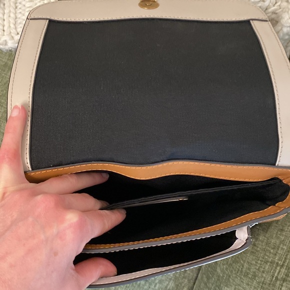 Banana Republic Leather Crossbody Purse Cognac White Taupe - Picture 4 of 8